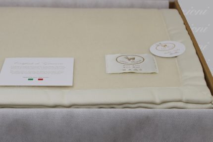 Coperta Susi greggio-avorio Co.bi Cashmere