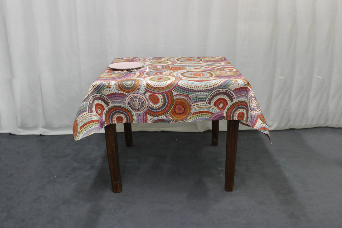 Tovaglia antimacchia teflon Ball 3997 multicolor Tag House Tovaglia antimacchia teflon Ball 3997 multicolor Tag House