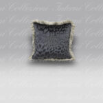 Cuscino Monogram grigio Roberto Cavalli