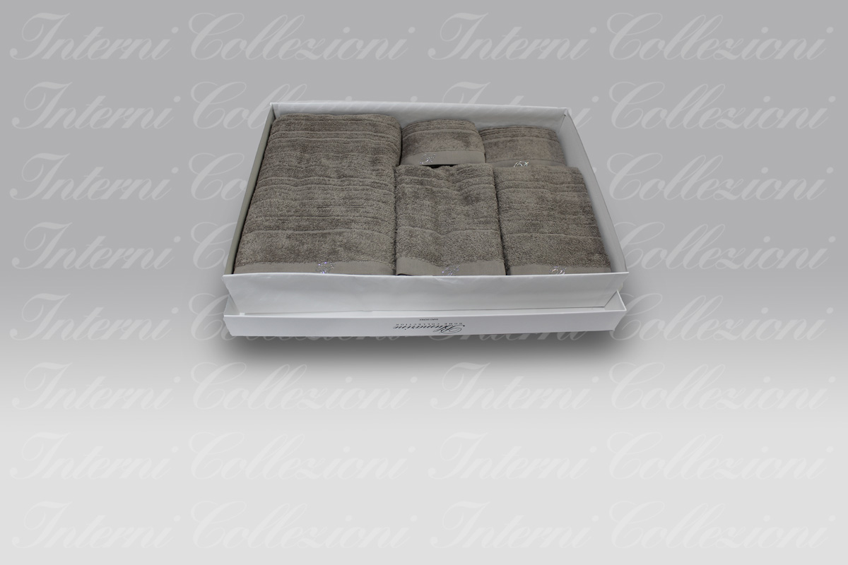 Set Spugna 5 Pezzi Samira nocciola Blumarine (1) Set Spugna 5 Pezzi Samira nocciola Blumarine